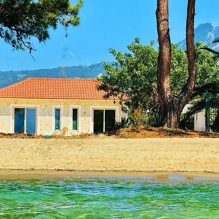 Fofo Platana Beachfront Vila